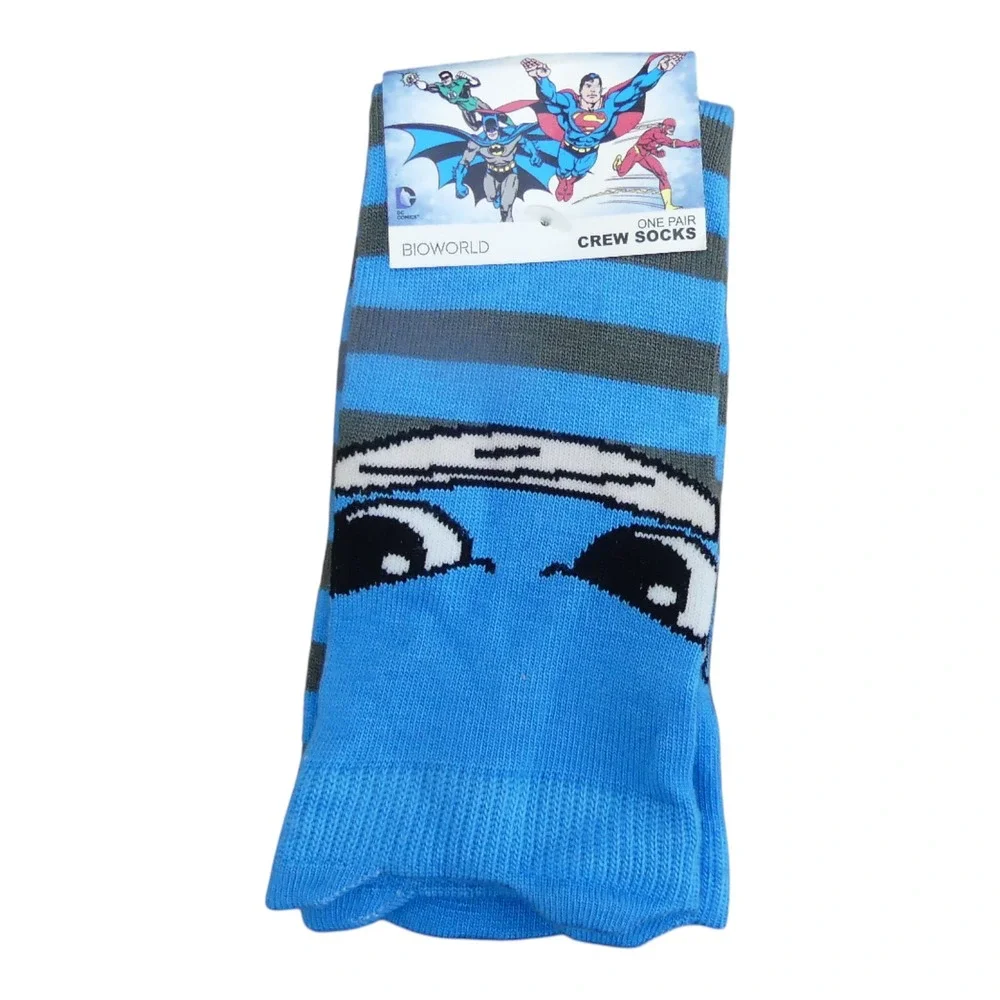 Bioworld Crew Socks Mens 9-11 Blue NWT Batman DC Comics Striped Graphic